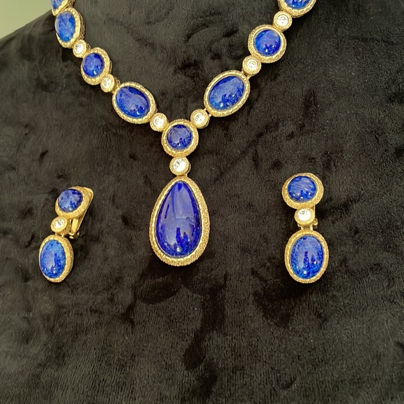 Christian Dior Lapis Lazuli Glass Cabochon Necklace and set  Earrings 80’s RARE - Picture 4 of 13